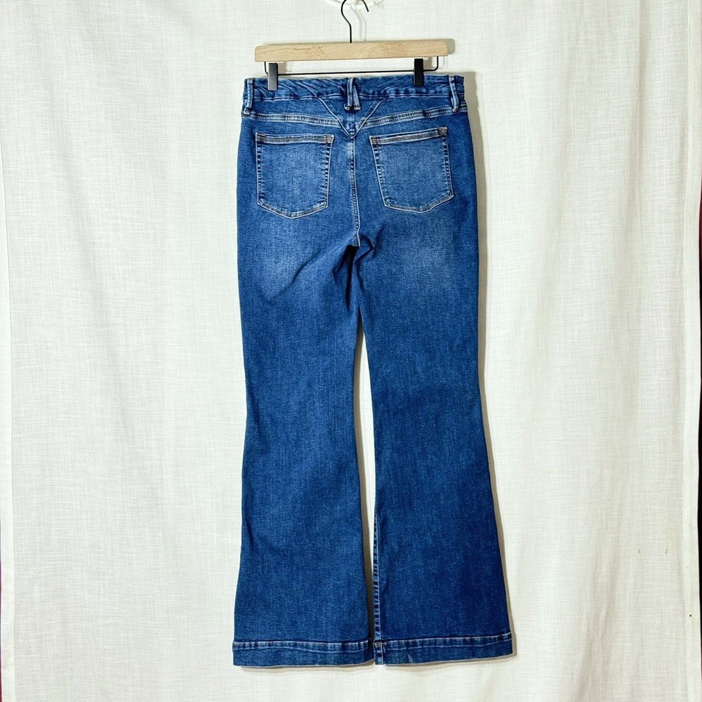 Good American High Rise Flare Jeans Women's 14/32 Blue Stretch Denim Medium Wash - Picture 4 of 8